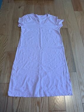 Target Universal Threads Lilac Short Sleeve V-Neck T-Shirt Dress
